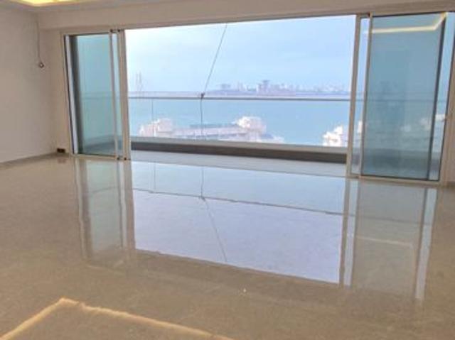 Flat for rent in Girgaon, Mumbai City District