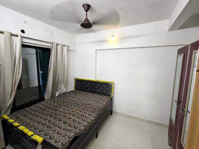 Flat for rent in Padle Gaon, Thane