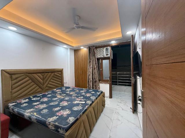 Flat for rent in South Delhi, Deri
