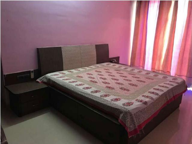 Flat for rent in Mumbai Zone 4, Mumbai