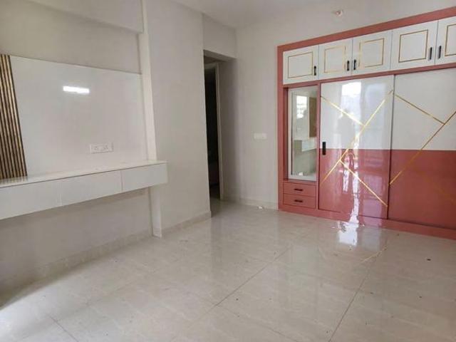Flat for rent in Kondli, Noida