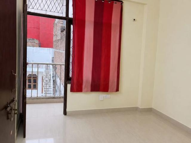 Flat for rent in South Delhi, Deri
