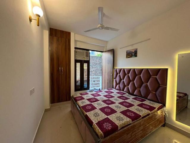 Flat for rent in South Delhi, Deri