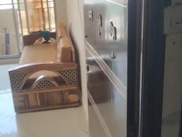 Flat for rent in Parel, Mumbai City District