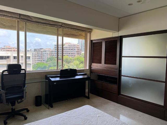 Flat for rent in Colaba, Mumbai City District