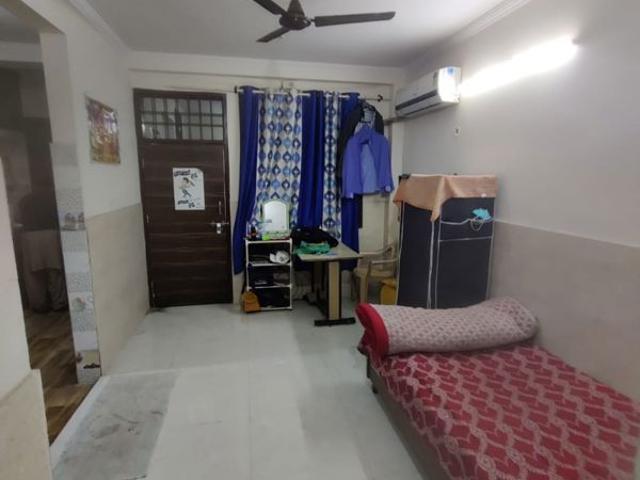 House for rent in Sarita Vihar, Delhi