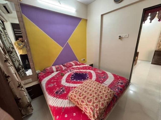 Flat for rent in Naupada, Thane