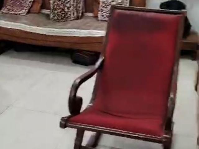 Flat for rent in Shastri Nagar, Mumbai
