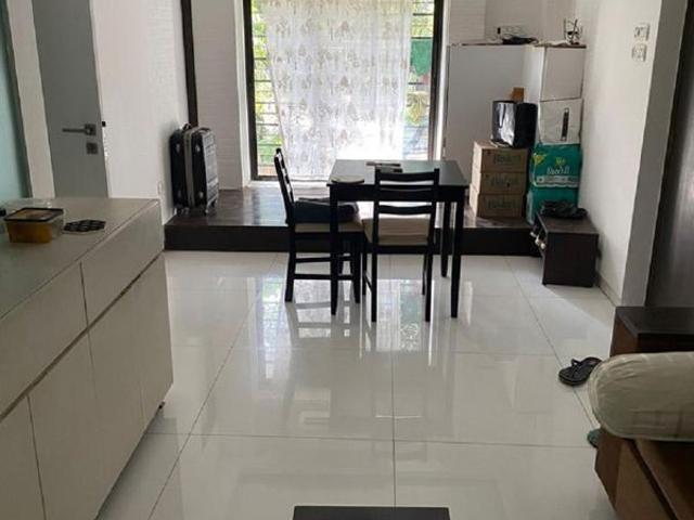Flat for rent in Adarsh Nagar, Mumbai