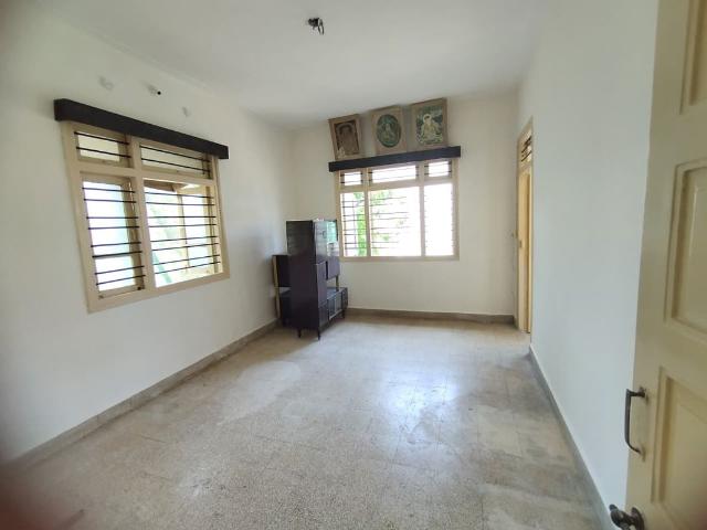 Flat for rent in Prabhadevi, Mumbai City District
