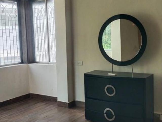 Flat for rent in Juhu, Mumbai