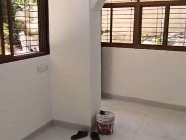 Flat for rent in Khar, Mumbai