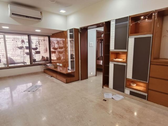 Flat for rent in Prabhadevi, Mumbai City District