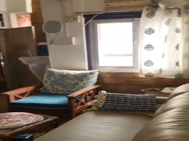 Flat for rent in Parel, Mumbai City District