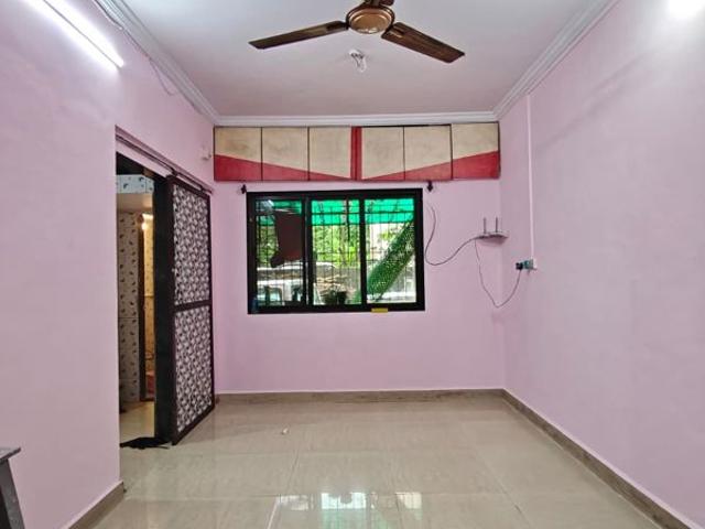 Flat for rent in Kharegaon, Thane