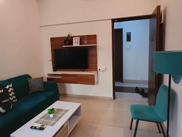 Flat for rent in Sunder Wadi, Mumbai