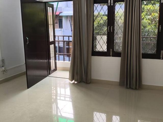 Flat for rent in Sector 34, Noida