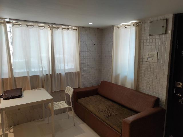 Flat for rent in Lower Parel, Mumbai City District