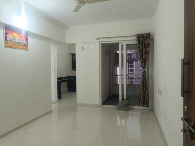 Flat for rent in Gokhale Waves, Tathawade