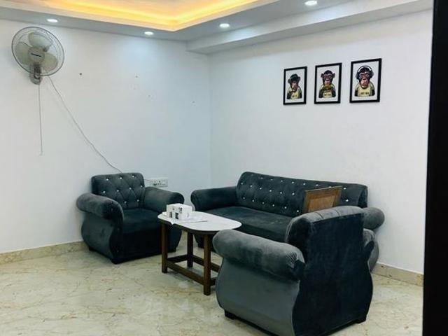 Flat for rent in South Delhi, Deri