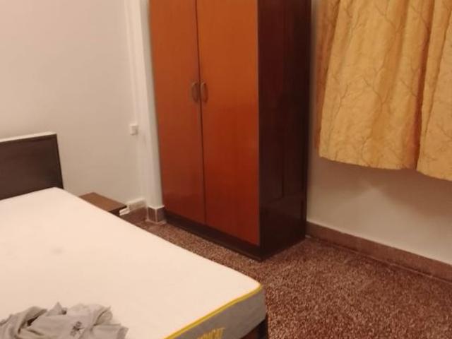 Flat for rent in Colaba, Mumbai City District
