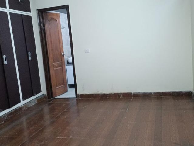 Flat for rent in Noida, Gautam Buddha Nagar