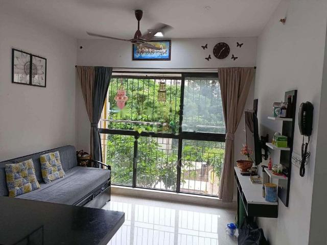 Flat for rent in Lodha Crown, Thane