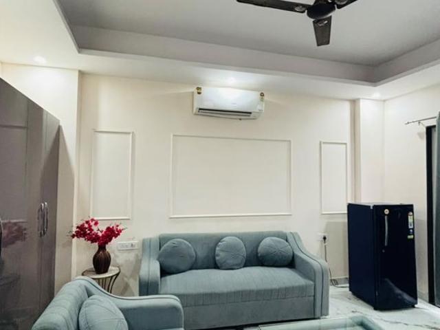 Property for rent in DLF 5, Gurugram