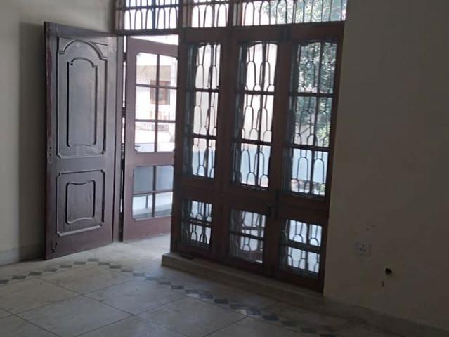 House for rent in Sector 4, Gurugram