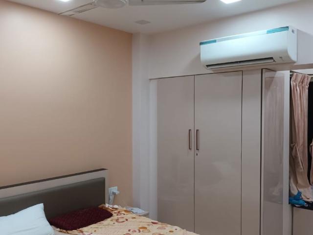 Flat for rent in Juhu, Mumbai