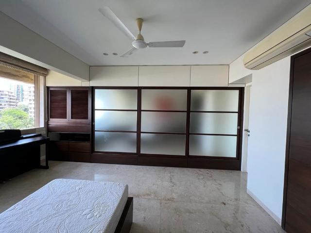 Flat for rent in Colaba, Mumbai City District