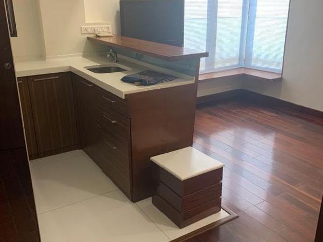 Flat for rent in Colaba, Mumbai City District