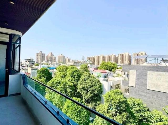 Property for rent in Sector 16, Gurugram