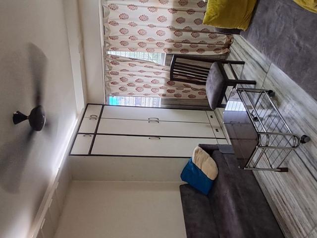 Flat for rent in Malad West, Mumbai Suburban District