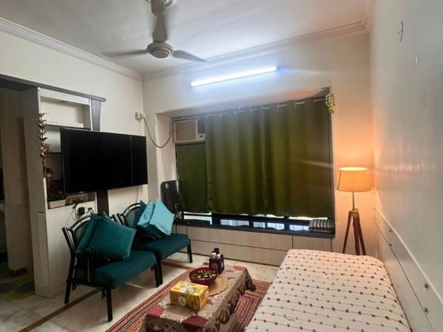 Flat for rent in Jogeshwari West, Mumbai