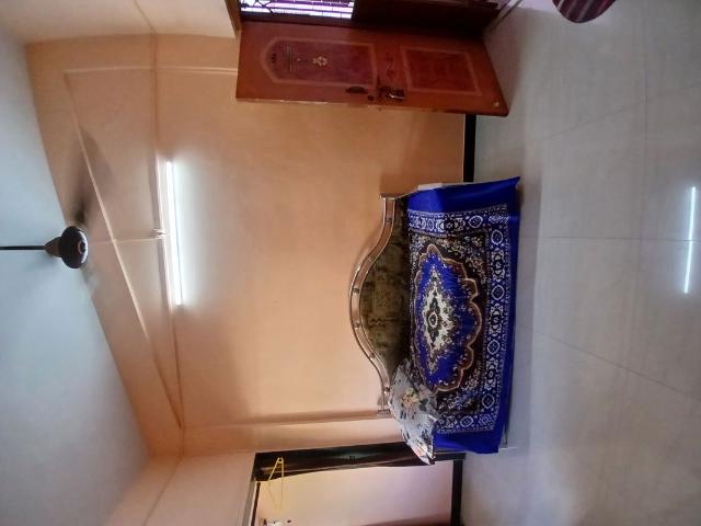 Flat for rent in Sunder Wadi, Mumbai