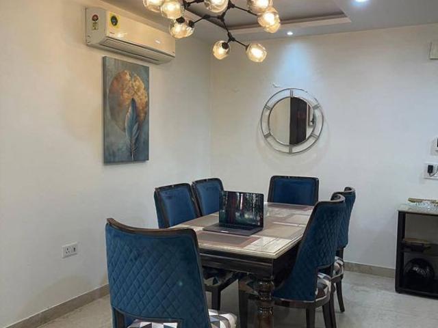 Flat for rent in Sector 9, Gurugram