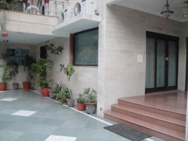 House for rent in Sector 4, Gurugram