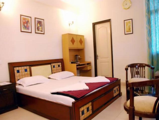 House for rent in Sector 16, Gurugram