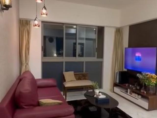 Flat for rent in Vile Parle West, Mumbai