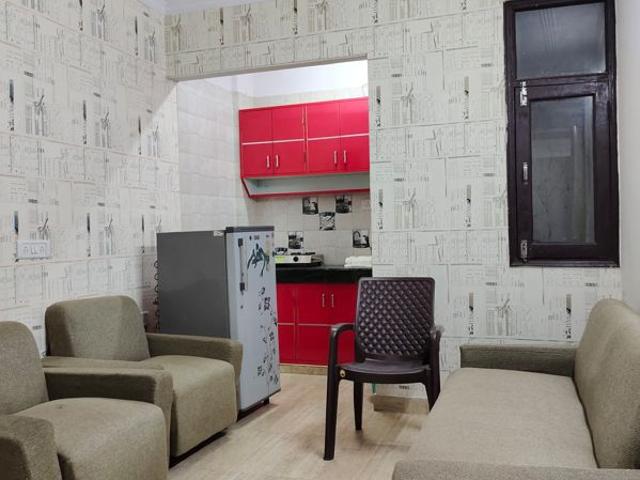 Flat for rent in Chhattarpur, Delhi