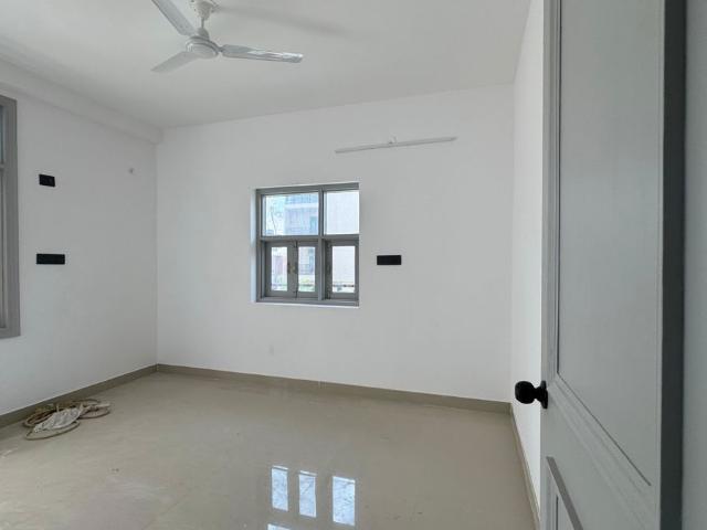 Flat for rent in Satbari, Delhi