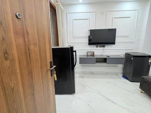 Flat for rent in Satbari, Delhi
