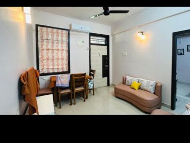 Flat for rent in Cumballa Hill, Mumbai City District
