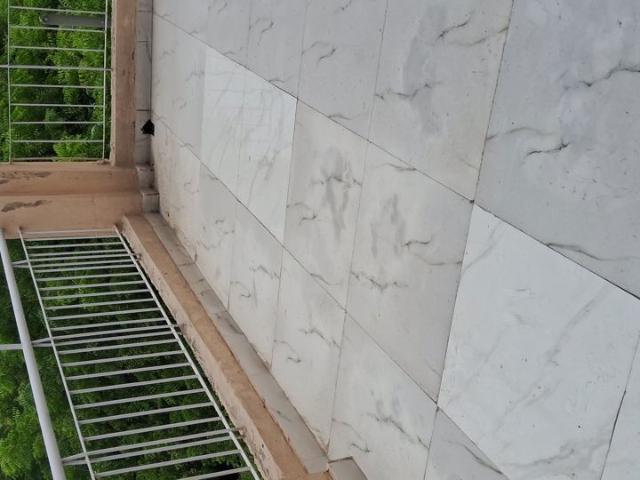 Flat for rent in Deri