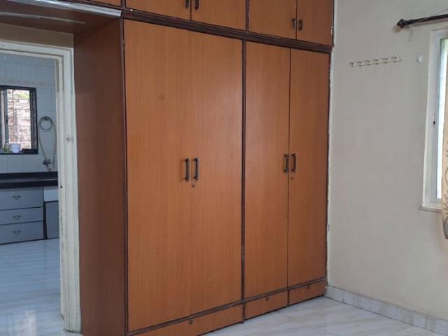 Flat for rent in Mangalwar Peth, Pune