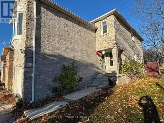 House for rent in Oakville, Ontario