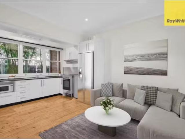 Apartment for rent in Experiment Farm, Sydney