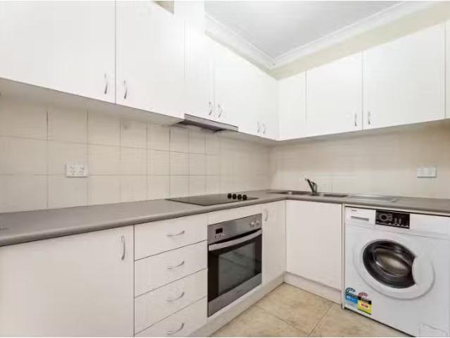 Apartment for rent in Wollongong West, New South Wales