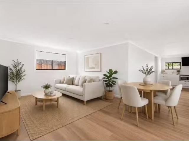 House for rent in Smithfield, Sydney